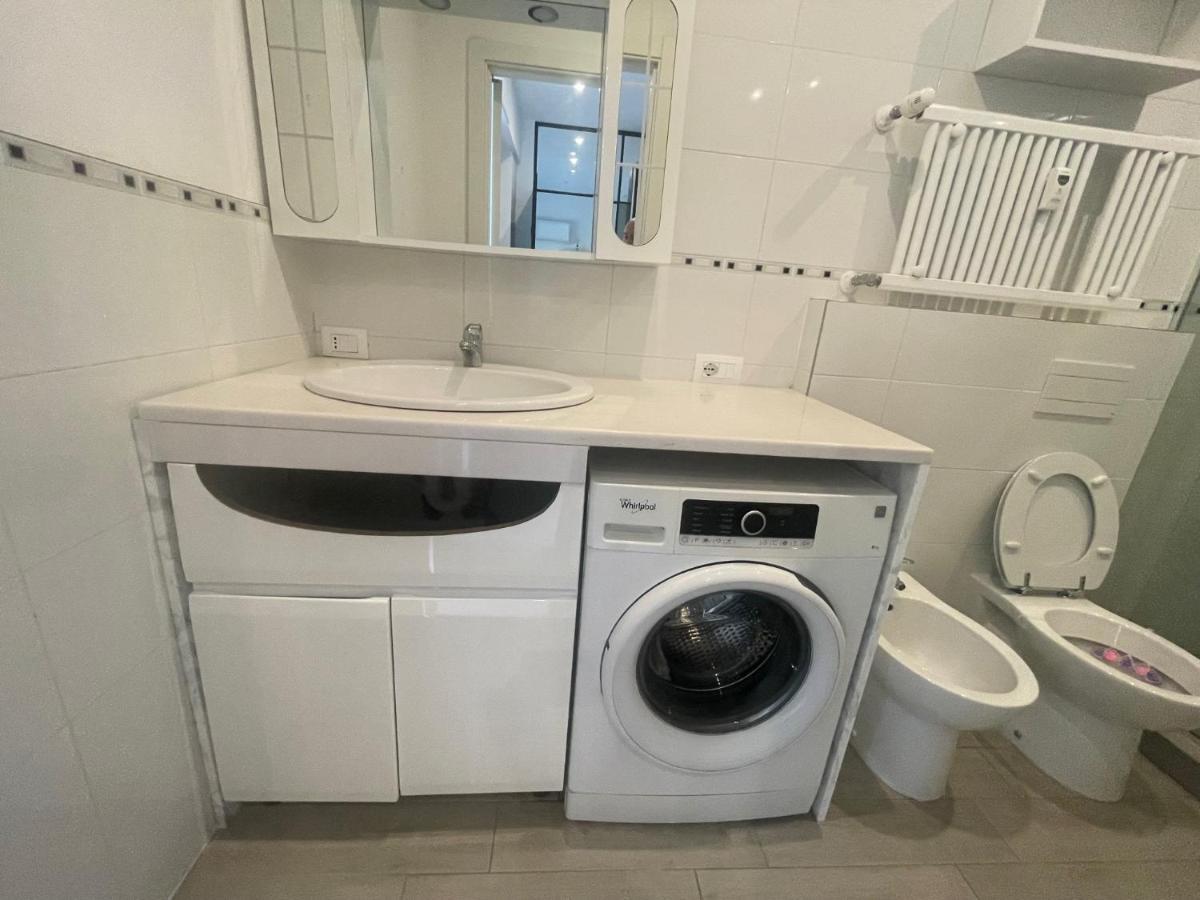 Casa Isabel Apartment Cuneo Bagian luar foto